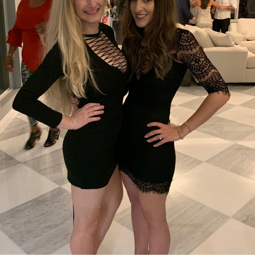 Widow sexy lace up deep V long sleeve black dress - Picture 5 of 8
